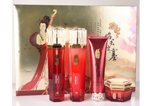 *艾格金妍 臻妍玫瑰套盒图片