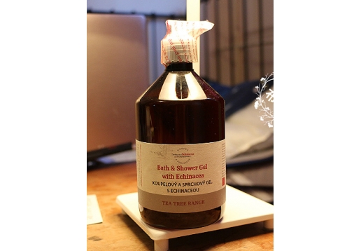 菠丹妮 茶树精油液体皂500ml图片