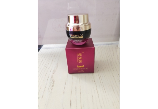 潍妮蒂 茶树净爽精华霜30g图片