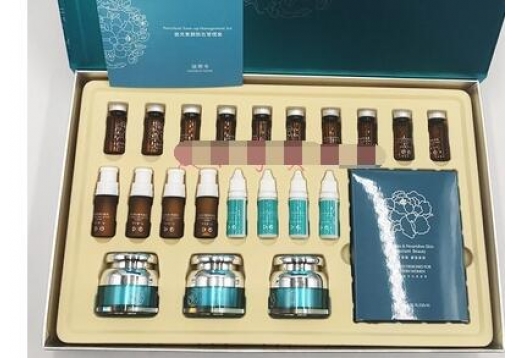 韩伊美 瓷光素颜肤色管理套图片