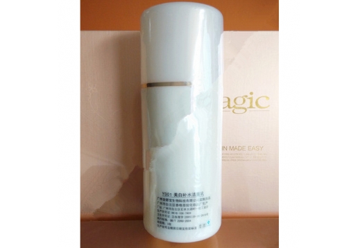 金川秀二代 美白补水洁面乳500ml更名为莹润补水洁面乳图片