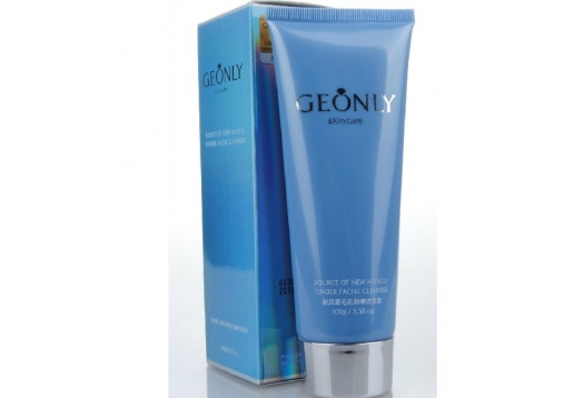 金欧莱 新肌源毛孔细嫩洁面膏100g图片