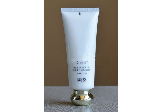 金欧莱 雪颜美白活肤洁面乳100g图片