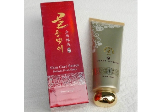 金牌博美 SPA玫瑰嫩白洁面乳100ml图片