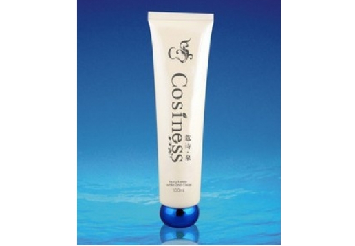 冬木古雨  蔻诗泉-甘草修护洁面乳100nl图片