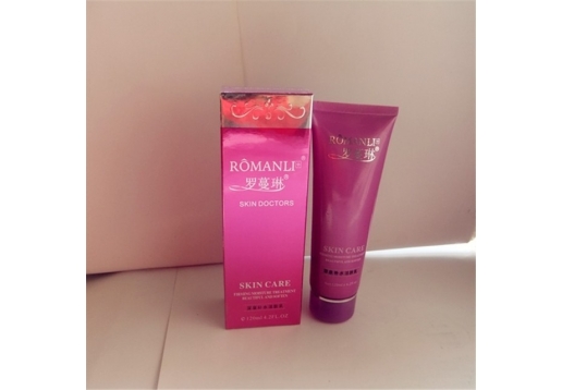 罗蔓琳 深泉补水洁面乳120g图片