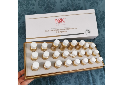 楠圣菲  雪肌亮颜组合图片