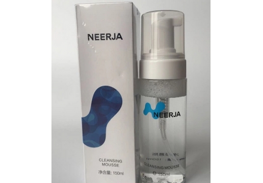 妮致 净颜慕斯150ml 图片