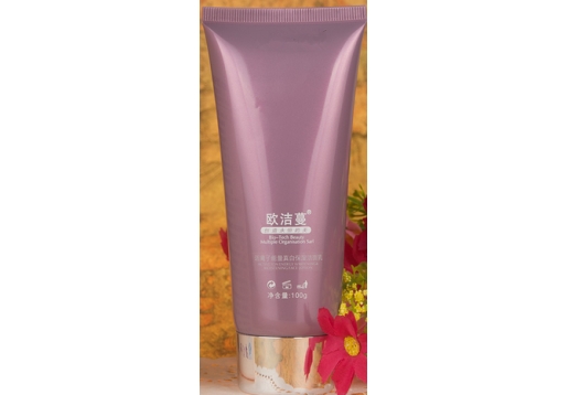  欧洁蔓 活离子能量真白保湿洁面乳100g图片