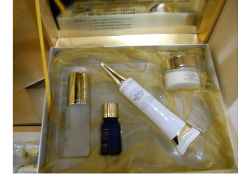 雪兰朵  美目传情组合4件套图片